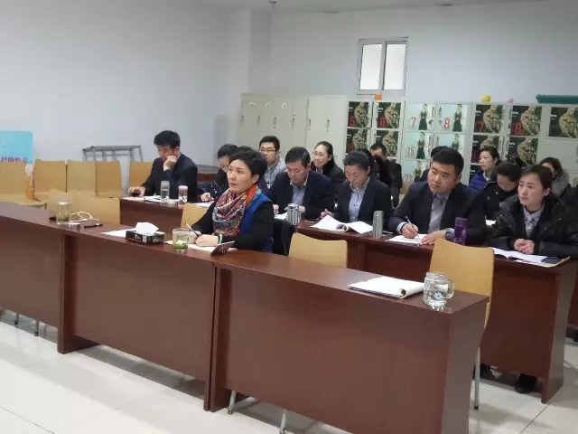【會(huì)議】嵐山新瑪特組織召開(kāi)2016年度中層述職大會(huì)1.webp.jpg